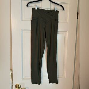 Women’s Aerie Real Me Xtra Hi-Rise Leggings 7/8 Length L